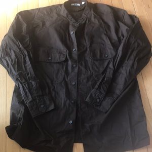 Uniqlo xl button down in chocolate brown NWOT